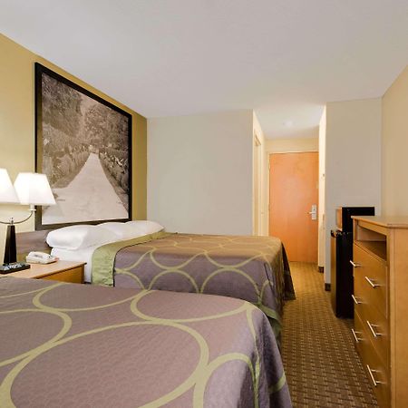 Super 8 By Wyndham Allentown Ngoại thất bức ảnh
