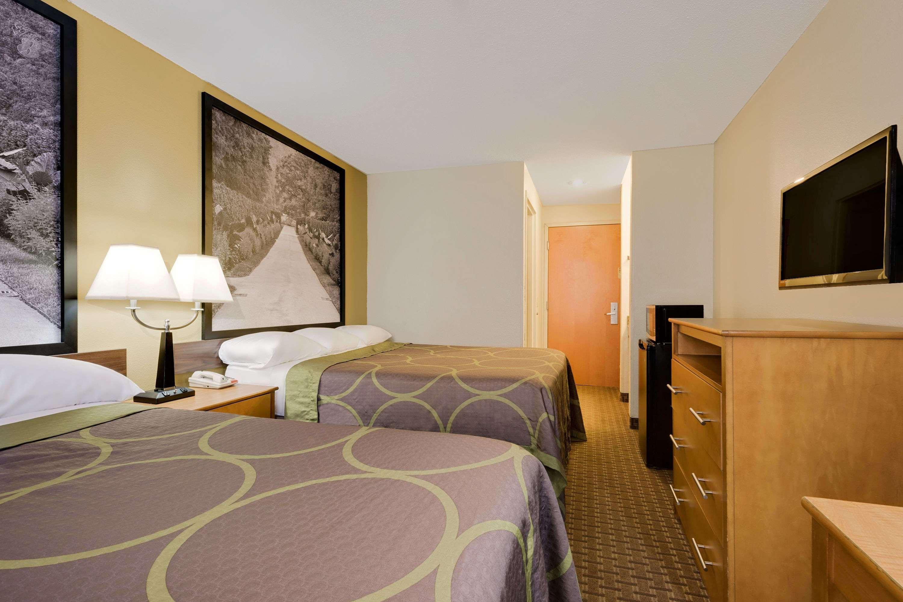 Super 8 By Wyndham Allentown Ngoại thất bức ảnh